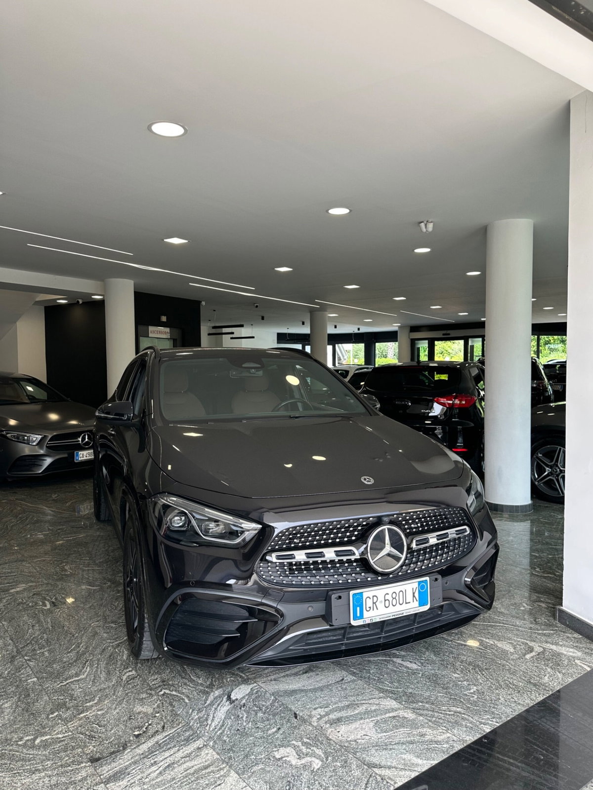 Mercedes-Benz GLA SUV 200 d Automatic Premium (3)