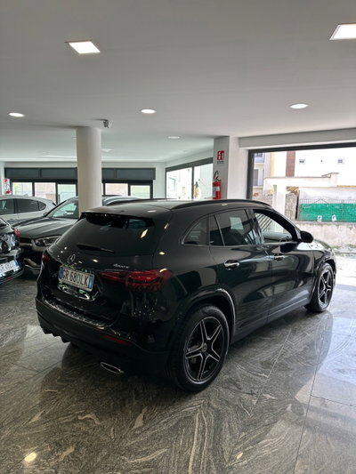 Mercedes-Benz GLA SUV 200 d Automatic Premium (4)