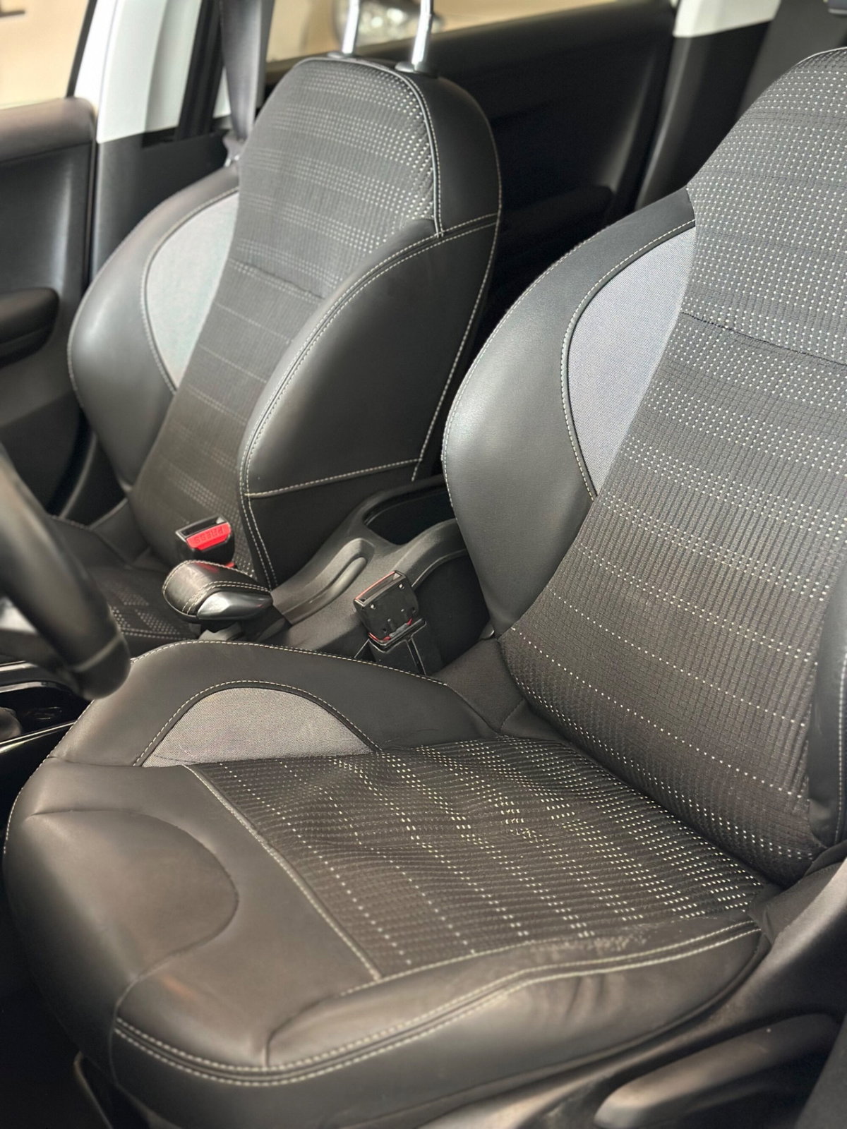 Peugeot 2008 120 S&S Allure (8)