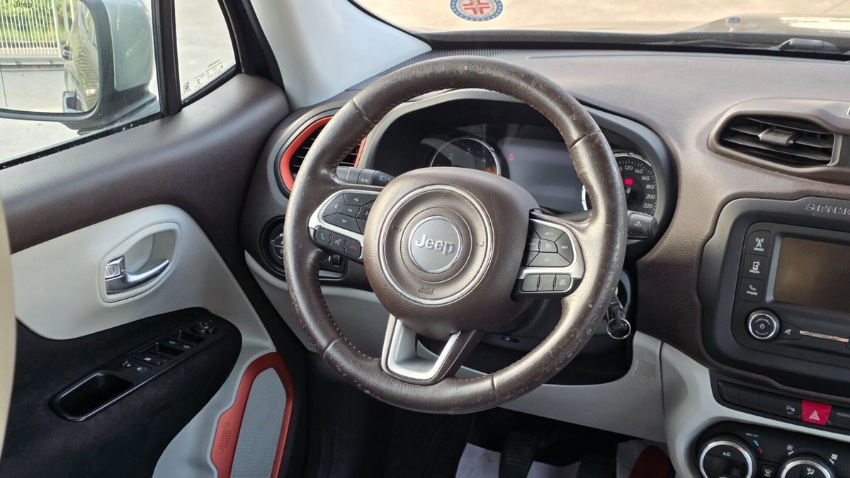 Jeep Renegade 1.6 Mjt 120 CV Limited (13)