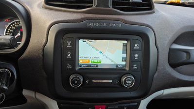 Jeep Renegade 1.6 Mjt 120 CV Limited (17)