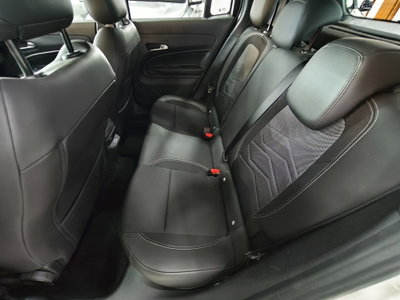 Jeep Avenger 1.2 turbo Altitude fwd 100cv (13)