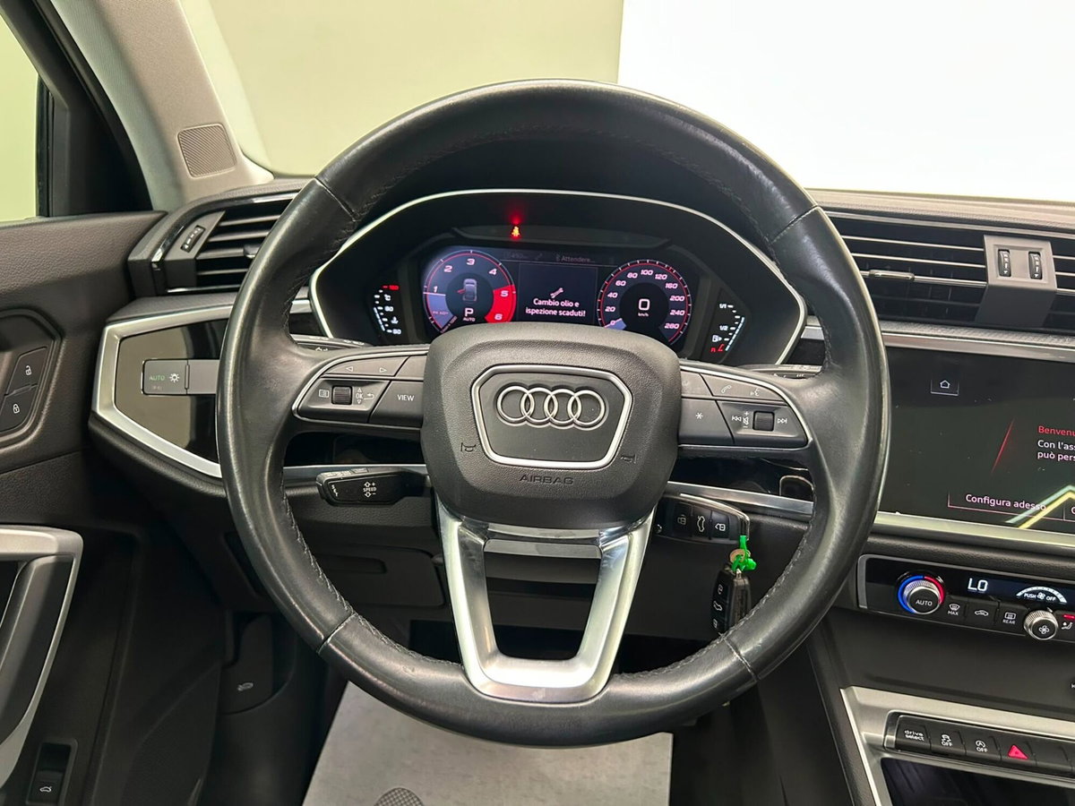 Audi Q3 35 TDI quattro S tronic Business Advanced (14)