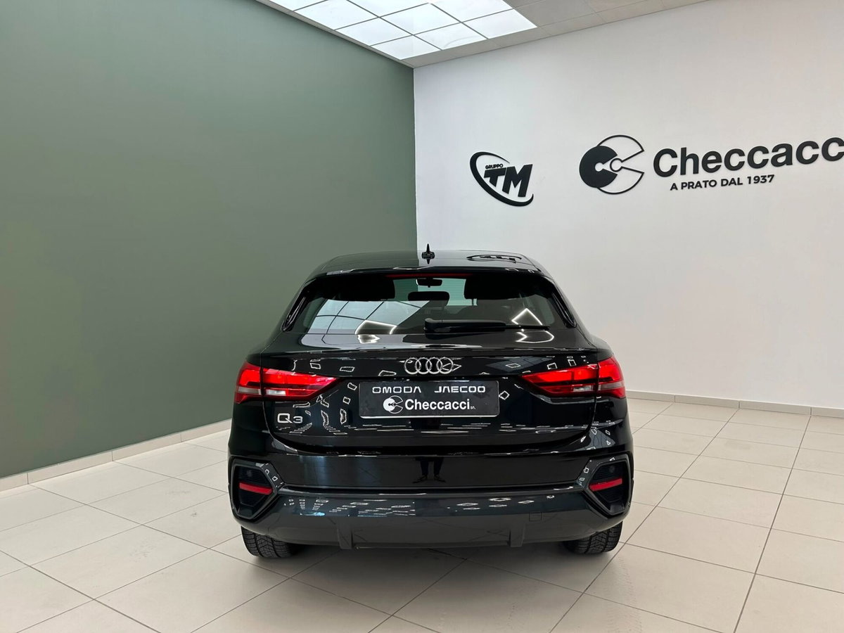 Audi Q3 35 TDI quattro S tronic Business Advanced (4)