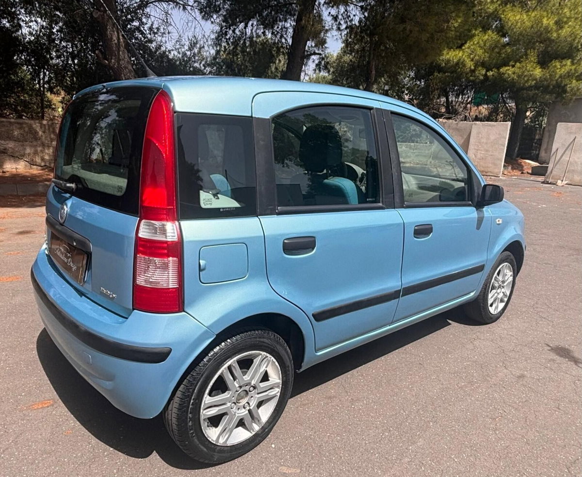 Fiat Panda 1.3 MJT 16V Emotion (3)