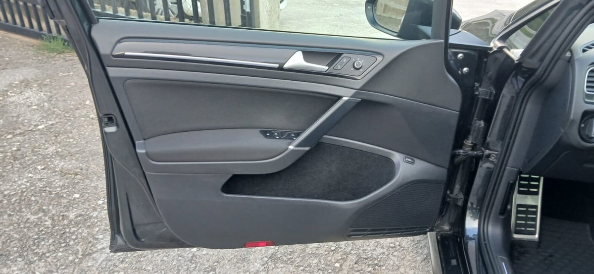 Volkswagen Golf GTE 1.4 TSI DSG 5p. Plug-In-Hybrid (20)