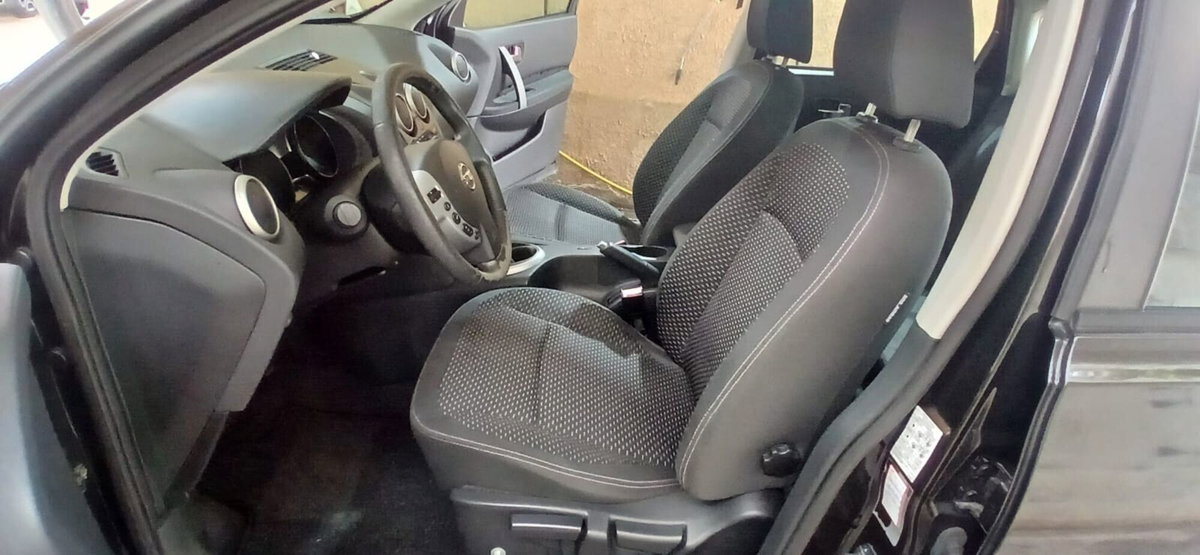 Nissan Qashqai 1.5 dCi Visia (14)