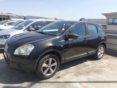 Nissan Qashqai 1.5 dCi Visia (4)