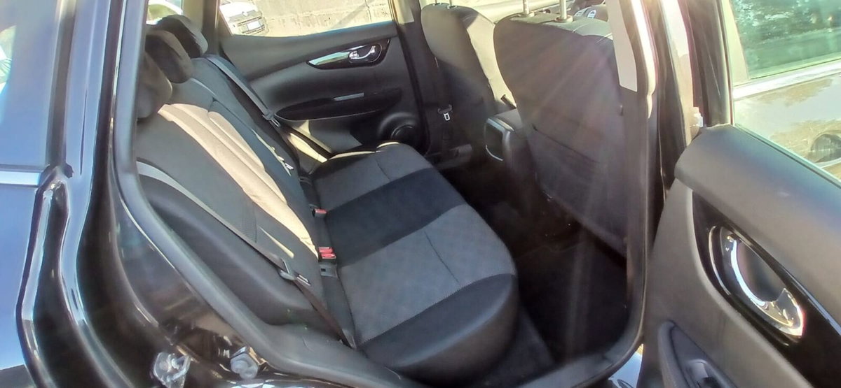 Nissan Qashqai 1.5 dCi Tekna (12)