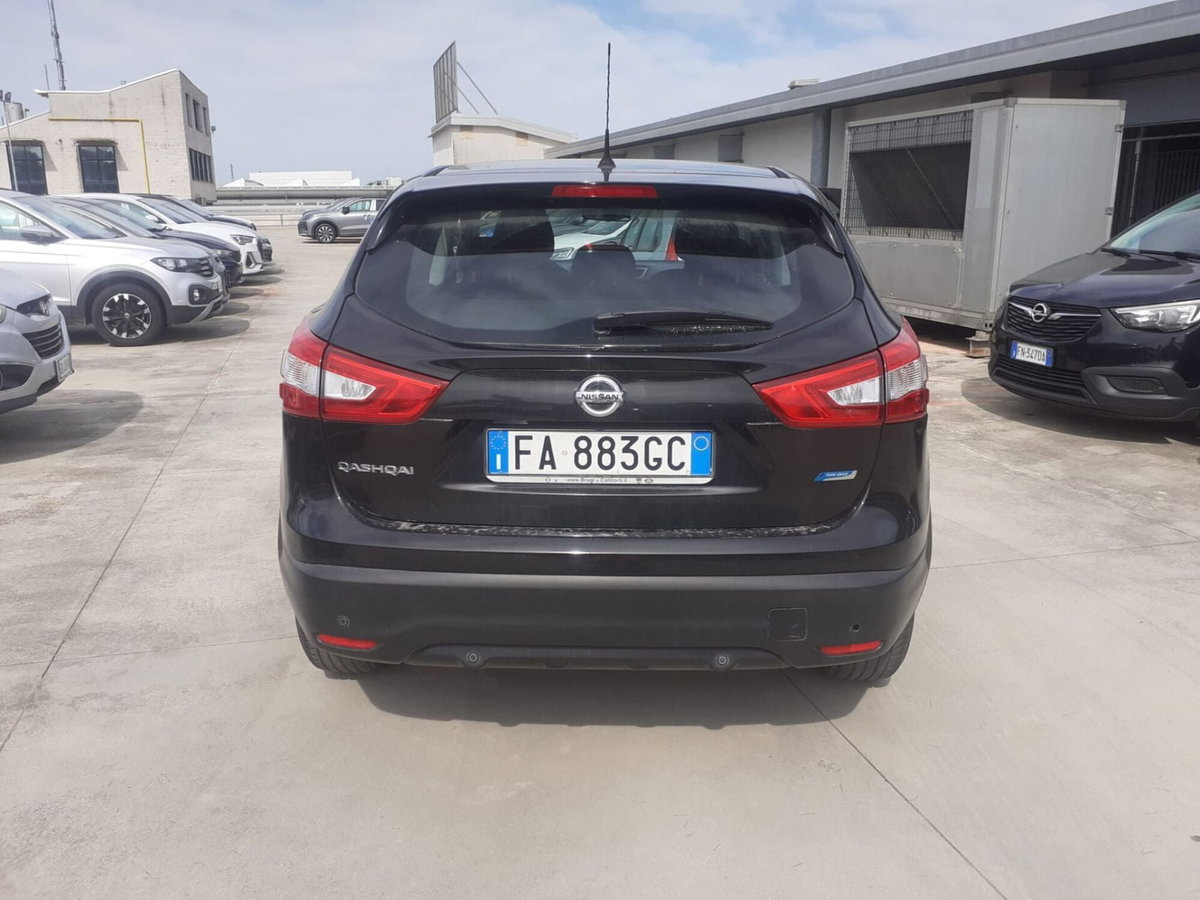 Nissan Qashqai 1.5 dCi Tekna (4)