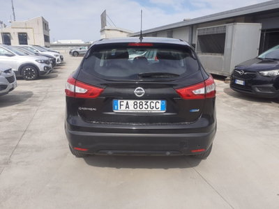 Nissan Qashqai 1.5 dCi Tekna (4)