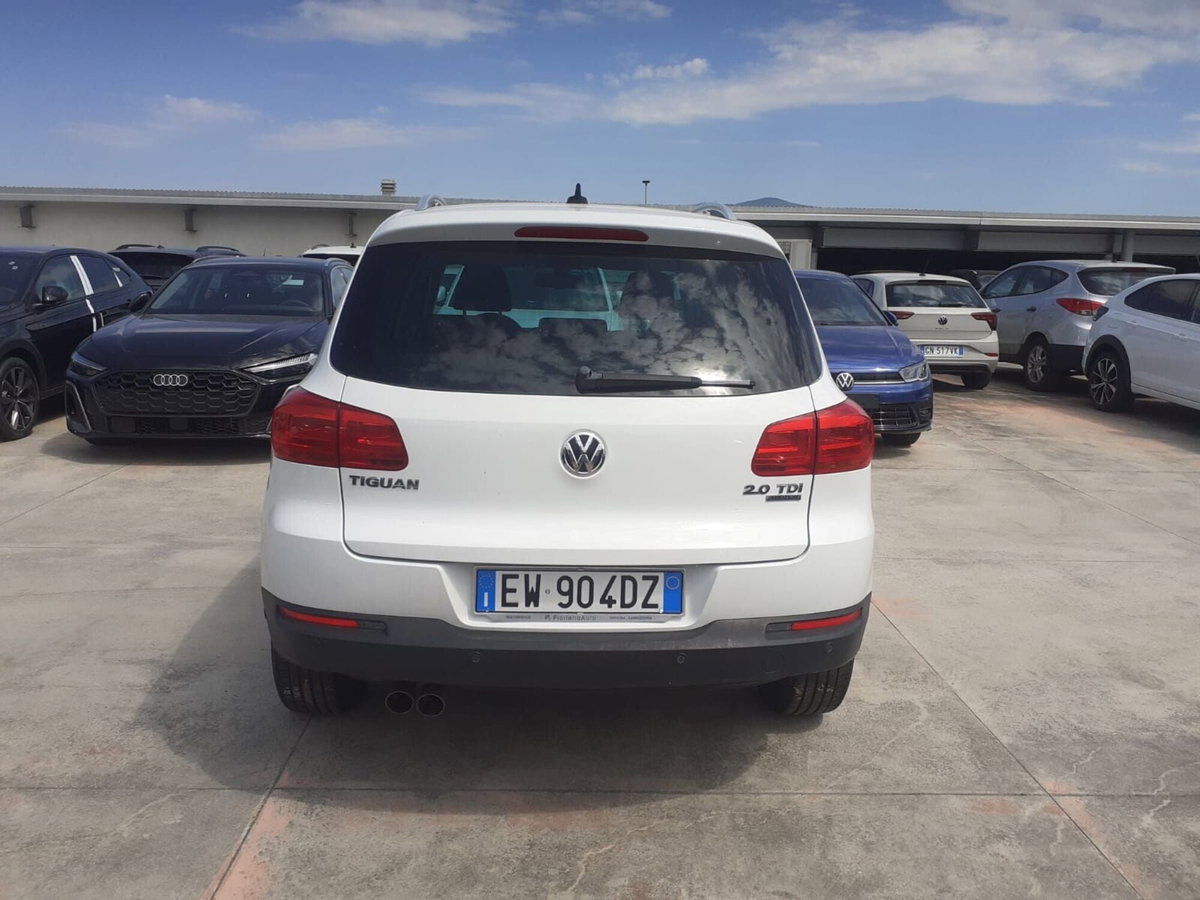 Volkswagen Tiguan 2.0 TDI 140CV 4MOTION DSG Sport & Style (6)
