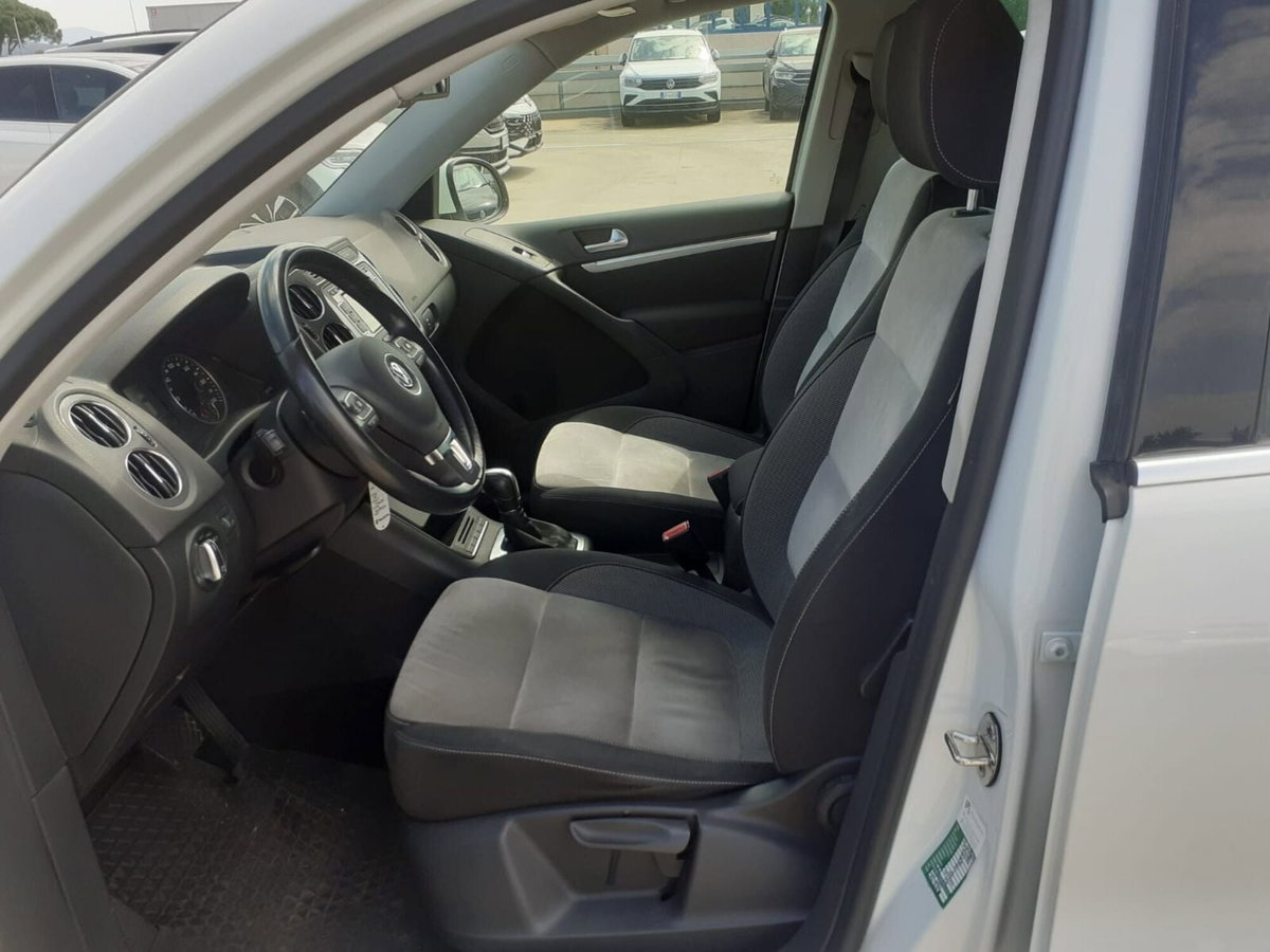 Volkswagen Tiguan 2.0 TDI 140CV 4MOTION DSG Sport & Style (9)
