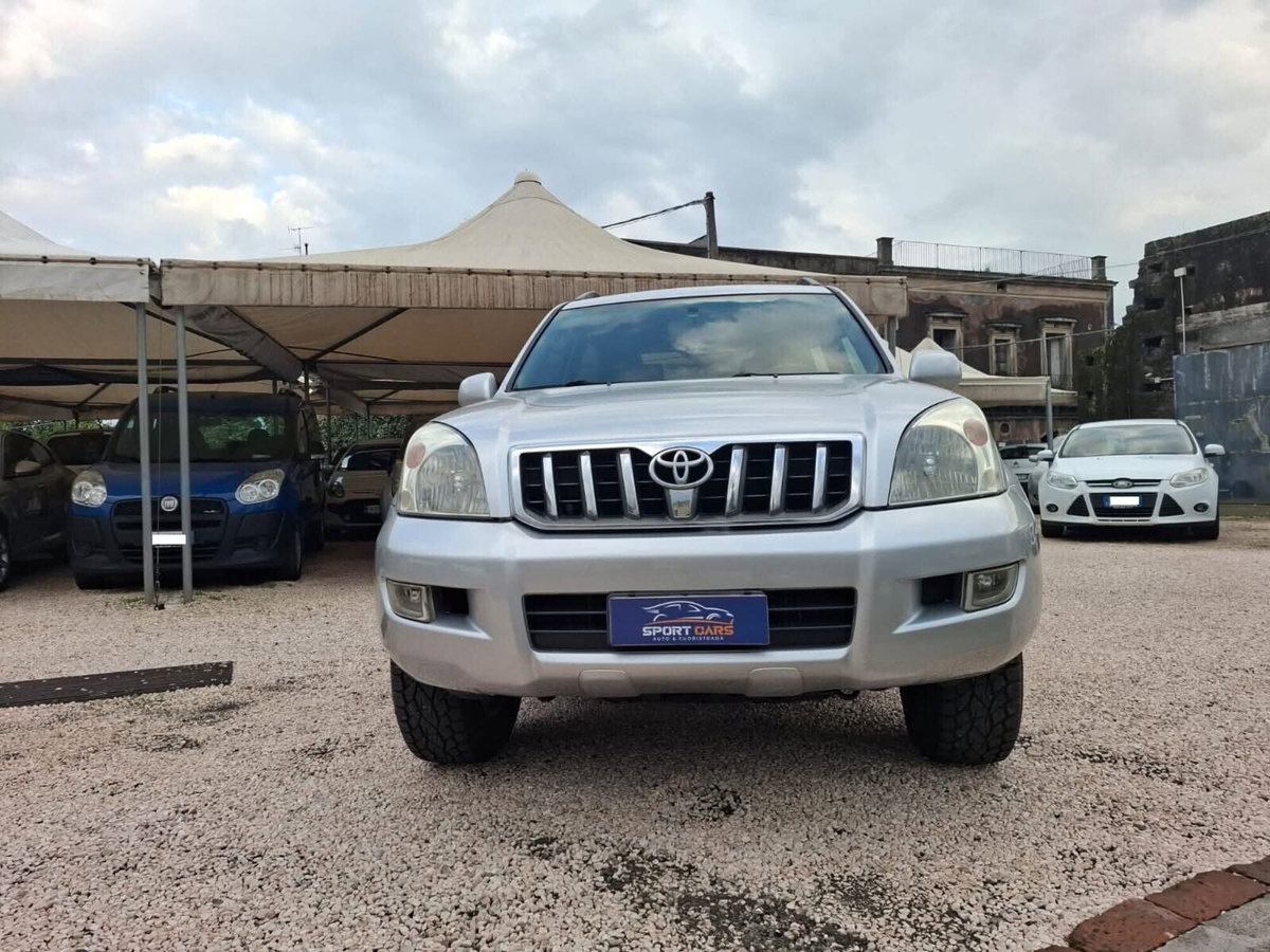 Toyota Land Cruiser D-4D 16V cat 3 porte aut. Sol (4)