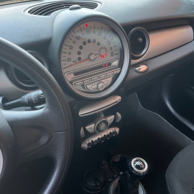 MINI Mini 1.6 16V One (55kW) (10)