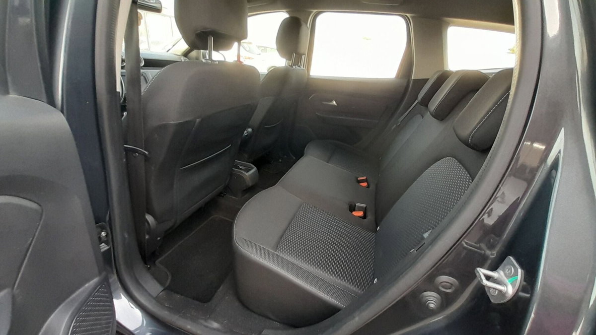 Dacia Duster 1.5 Blue dCi 8V 115 CV 4x2 Comfort (12)