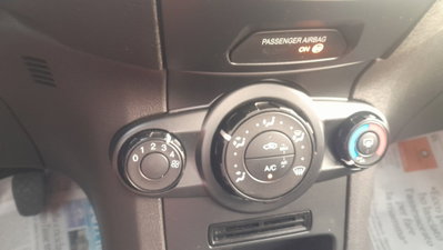 Ford Fiesta 1.4 5 porte Bz.- GPL Business N1 (8)