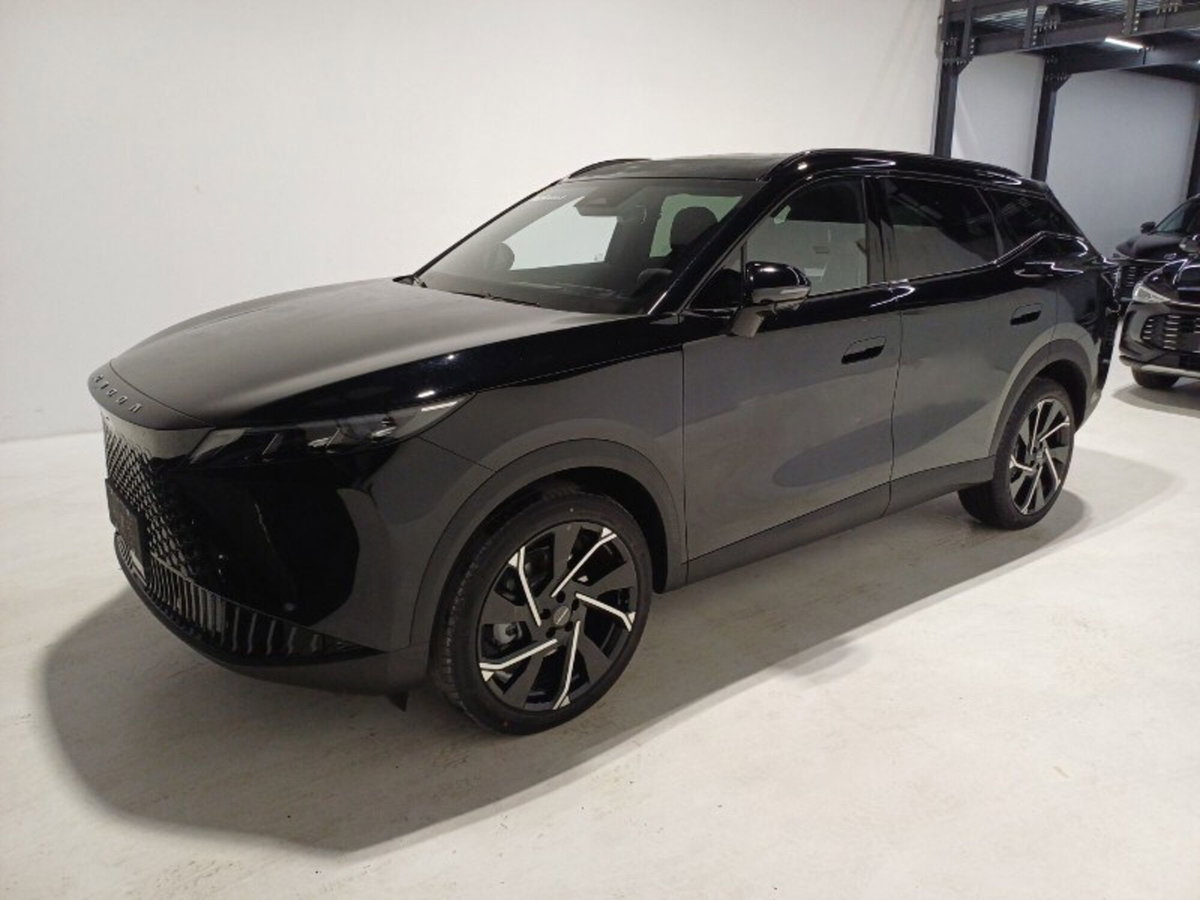 Omoda Omoda 7 SHS-P 1.5 tgdi phev Premium (3)