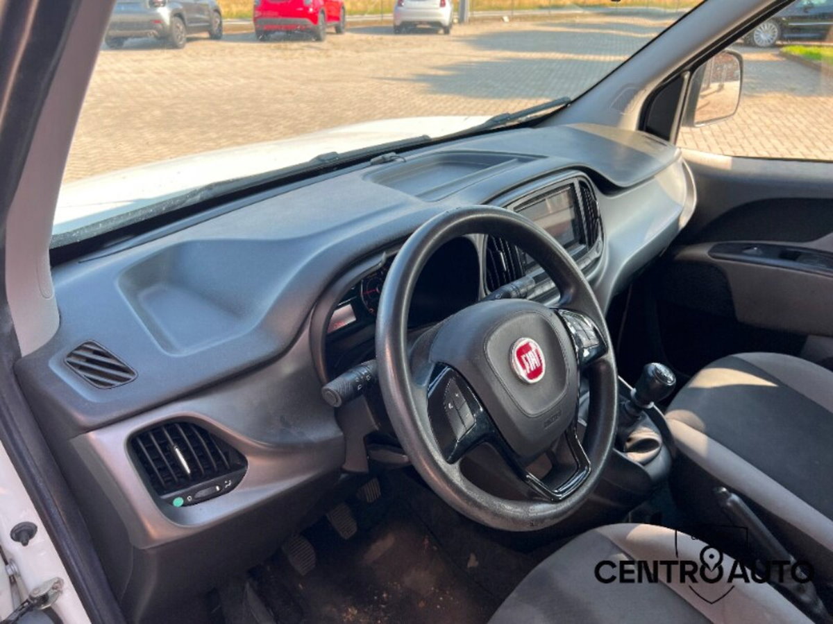 Fiat Doblò 1.6 MJT 16V 95CV Easy (14)