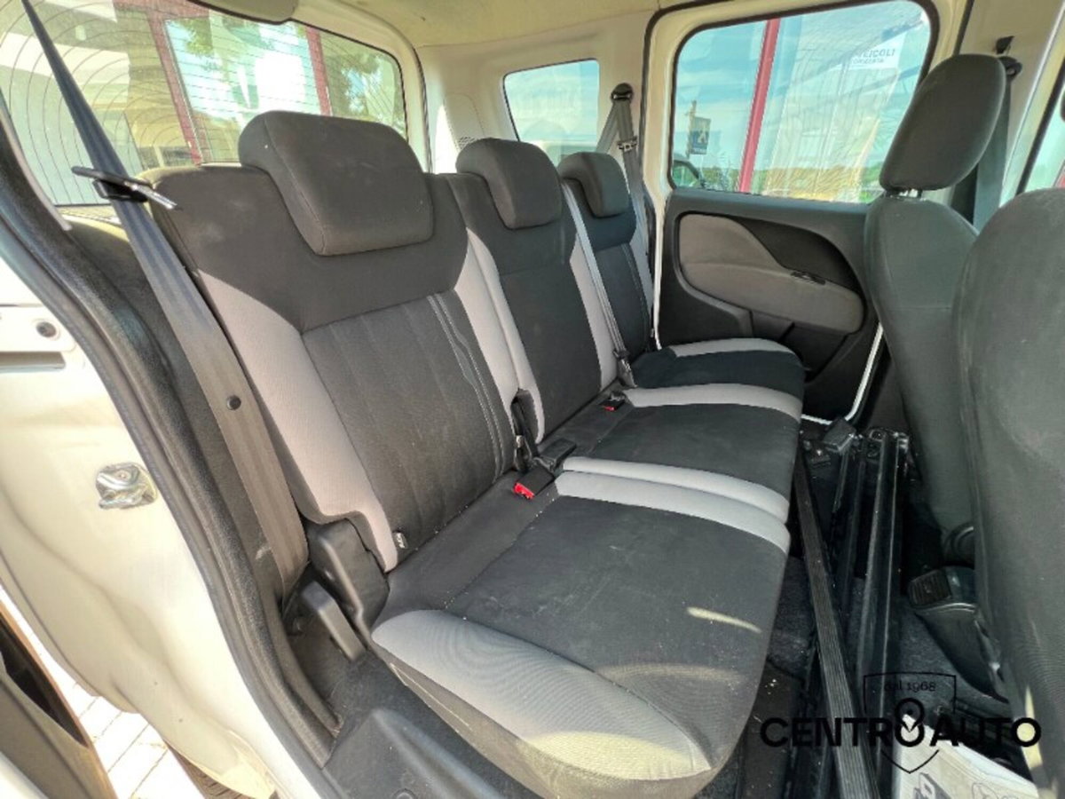 Fiat Doblò 1.6 MJT 16V 95CV Easy (8)
