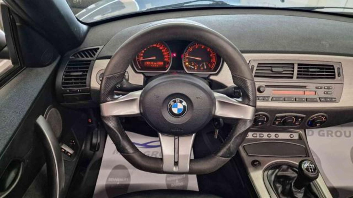 BMW Z4 Cabrio Z4 2.5i cat Roadster (10)
