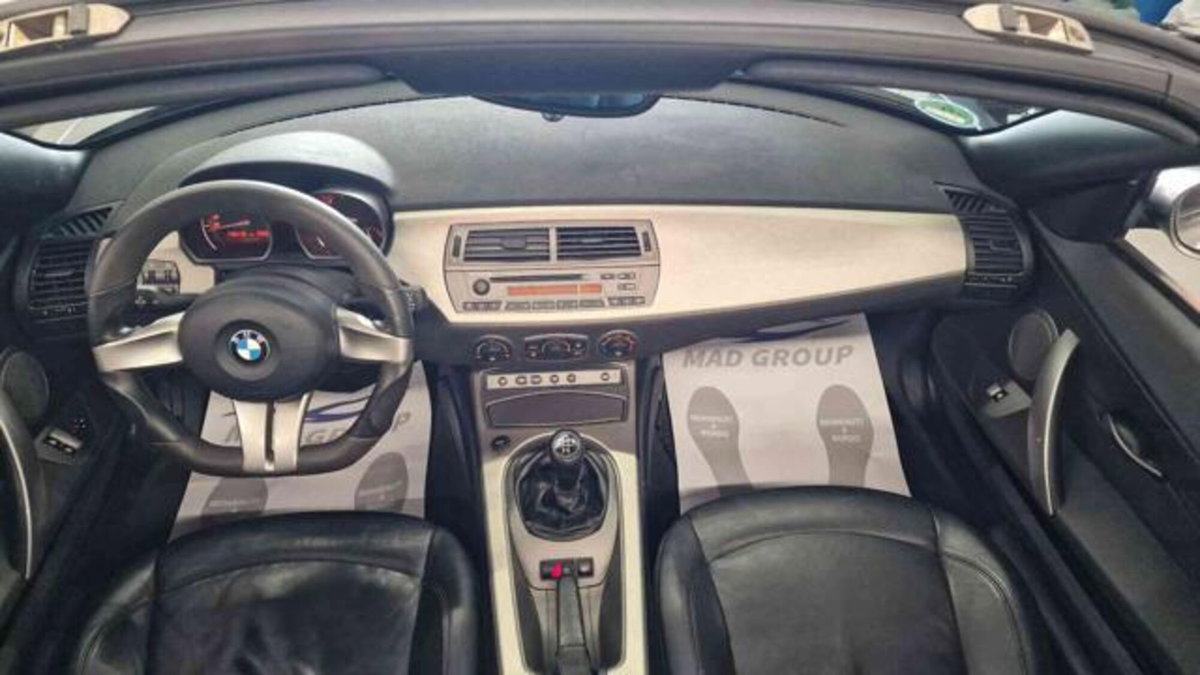 BMW Z4 Cabrio Z4 2.5i cat Roadster (9)