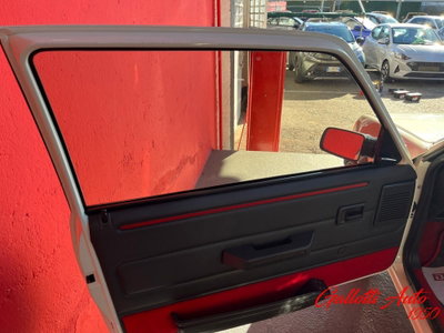 Peugeot 205 3 porte GTI (16)