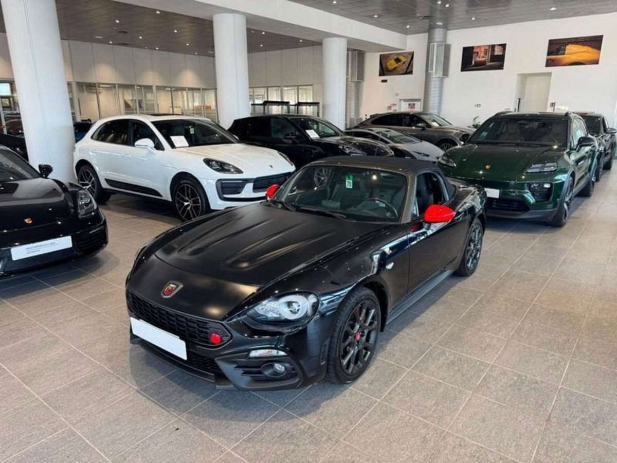 Abarth 124 Spider 1.4 Turbo MultiAir 170 CV (20)