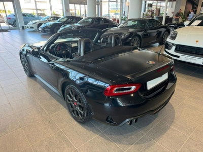 Abarth 124 Spider 1.4 Turbo MultiAir 170 CV (9)