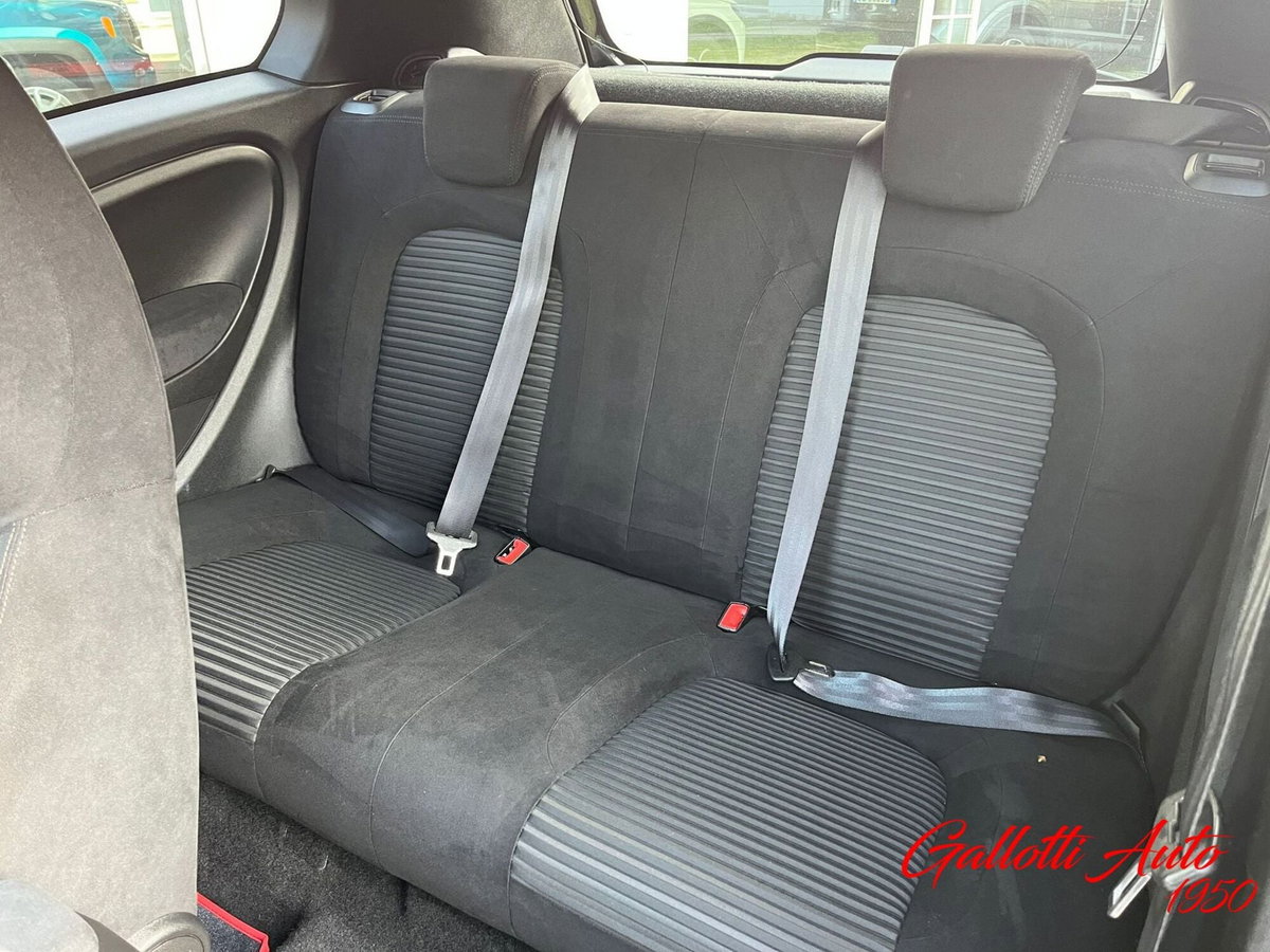 Abarth Grande Punto 1.4 T-Jet 16V 3 porte (14)