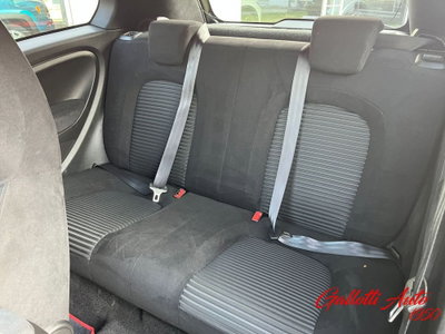 Abarth Grande Punto 1.4 T-Jet 16V 3 porte (14)