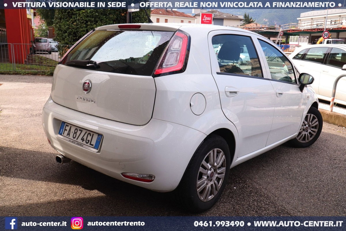 Fiat Punto 1.3 MJT II 75 CV 5 porte Lounge (18)