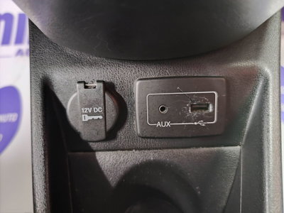 Lancia Ypsilon 1.2 69 CV 5 porte Gold (17)
