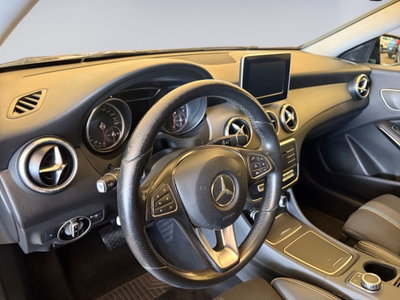 Mercedes-Benz CLA 200 d Automatic Sport (9)