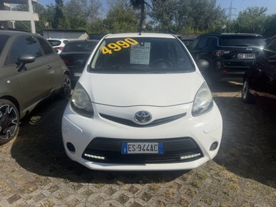 Toyota Aygo Connect 1.0 VVT-i 72 CV 5 porte x-you MMT (2)