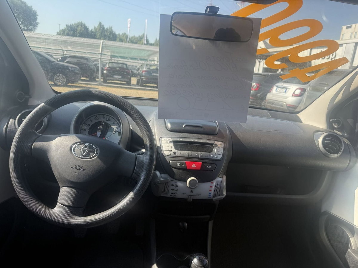 Toyota Aygo Connect 1.0 VVT-i 72 CV 5 porte x-you MMT (8)