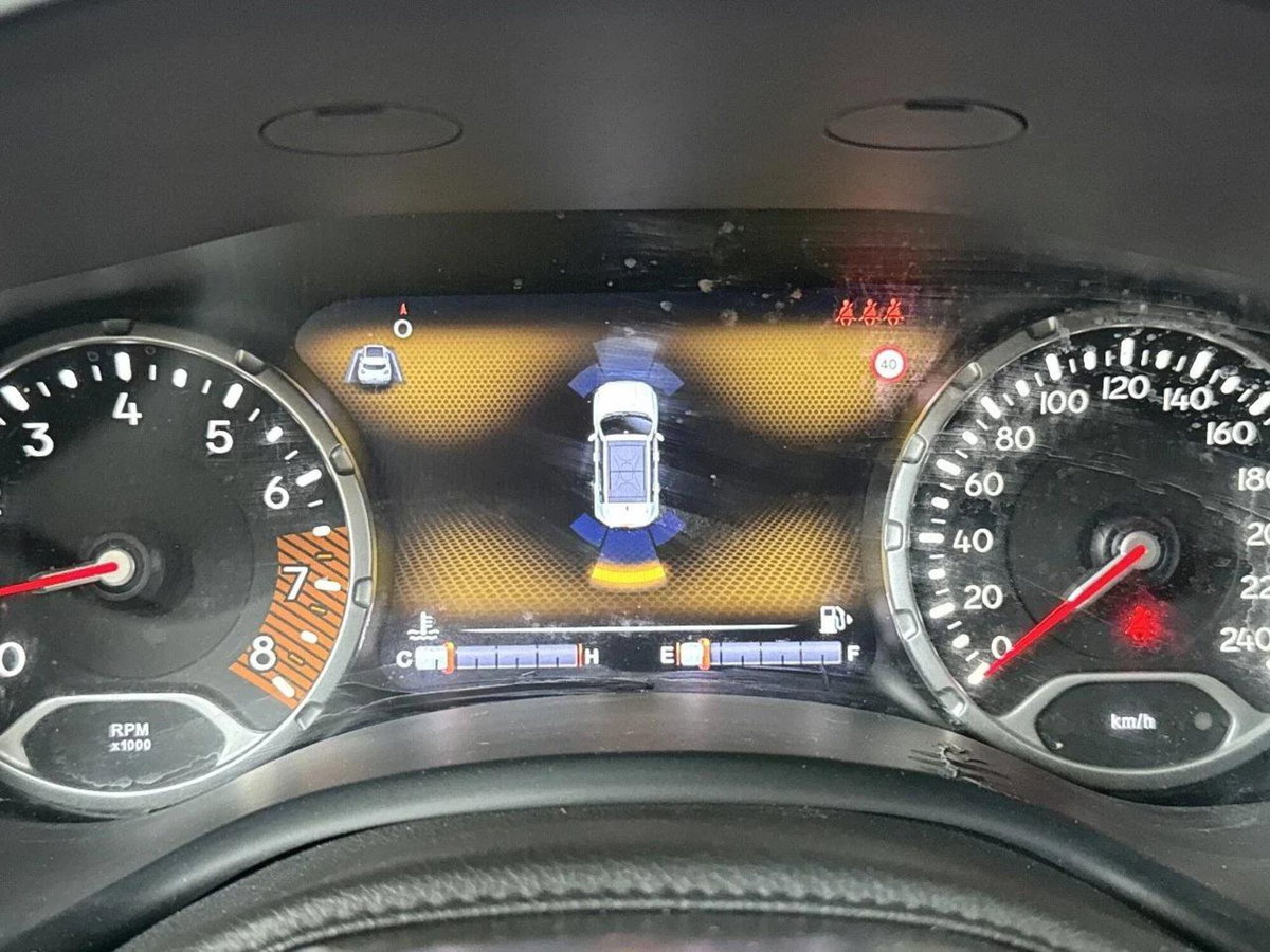 Jeep Renegade 1.0 T3 Limited (10)