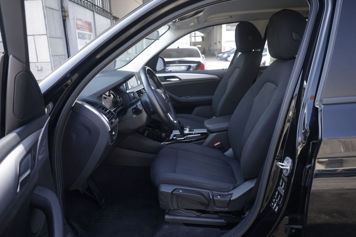 BMW X3 xDrive20d Business Advantage (17)