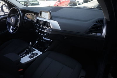 BMW X3 xDrive20d Business Advantage (8)