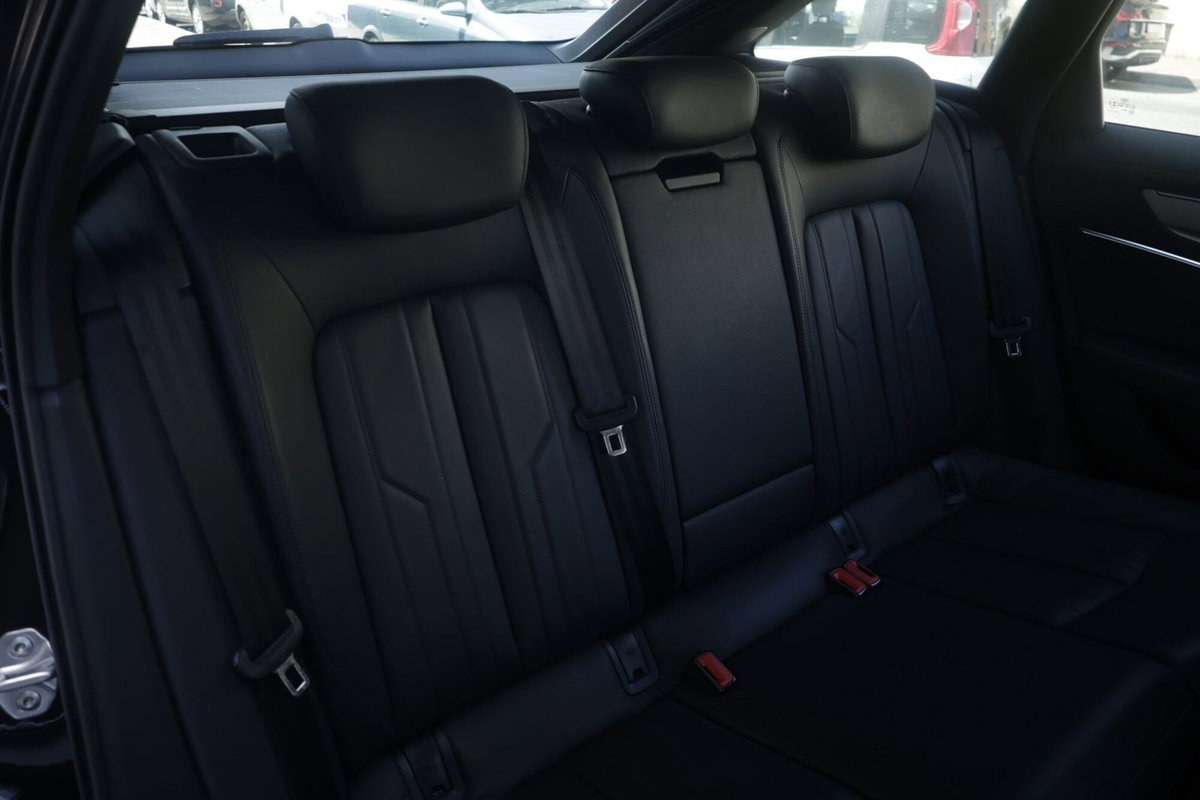 Audi A6 Avant 45 3.0 TDI quattro tiptronic Business Sport (15)
