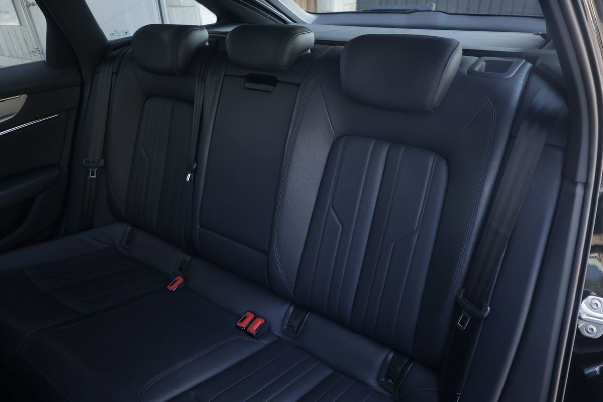 Audi A6 Avant 45 3.0 TDI quattro tiptronic Business Sport (4)