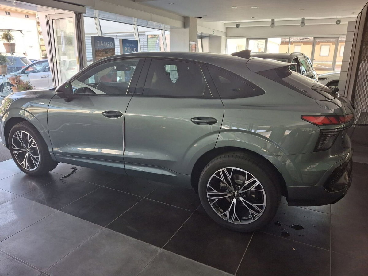 Audi Q3 Sportback 2.0 tfsi S line edition quattro 204cv s-tronic (5)