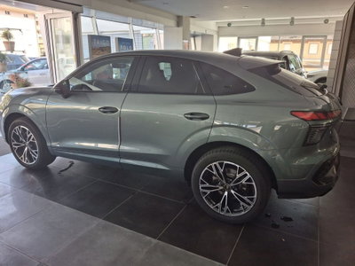 Audi Q3 Sportback 2.0 tfsi S line edition quattro 204cv s-tronic (5)
