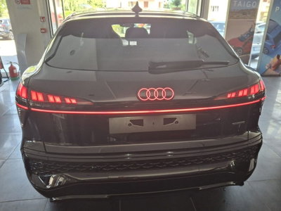 Audi Q3 Sportback 2.0 tfsi S line edition quattro 204cv s-tronic (6)