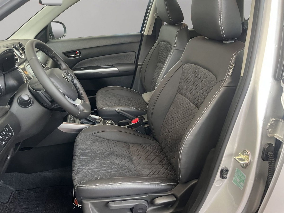 Suzuki Vitara 1.4h Starview 4wd allgrip 110cv at (11)
