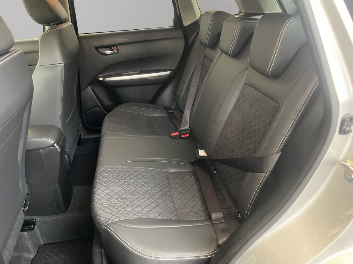Suzuki Vitara 1.4h Starview 4wd allgrip 110cv at (13)