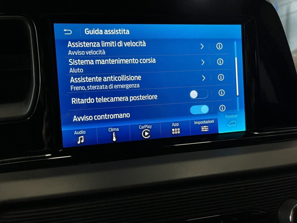 Ford Tourneo Courier 1.0 EcoBoost 100 CV Titanium (17)