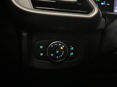 Ford Tourneo Courier 1.0 EcoBoost 100 CV Titanium (20)