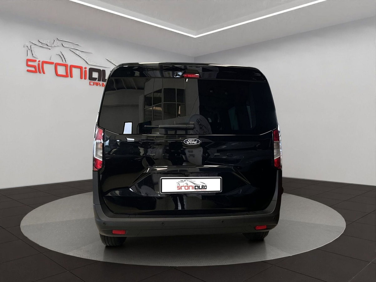 Ford Tourneo Courier 1.0 EcoBoost 100 CV Titanium (5)