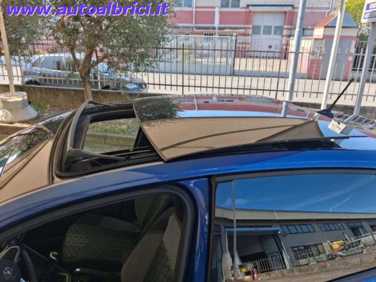 Volkswagen Taigo 1.0 tsi R-Line 115cv (13)